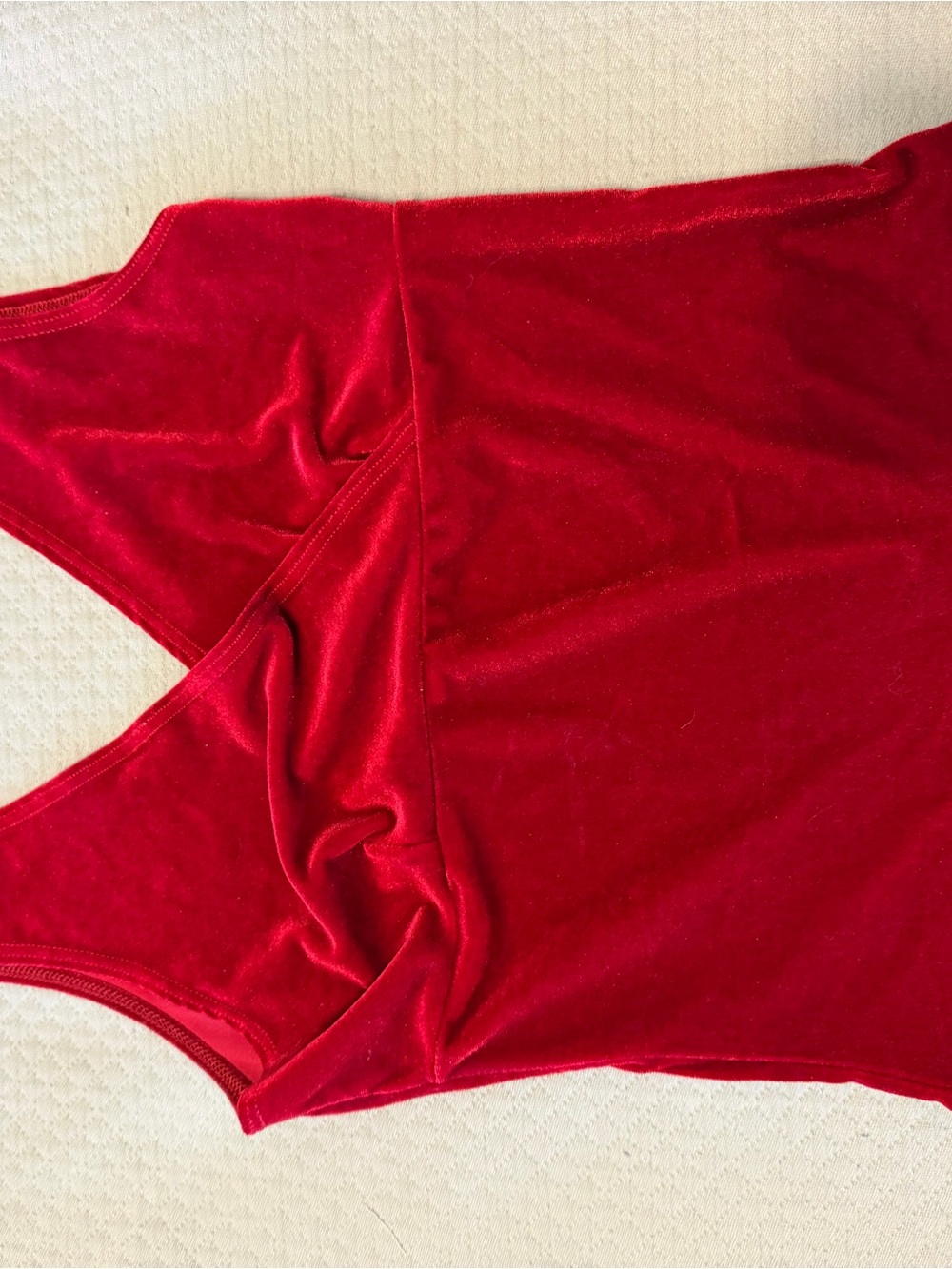 Charlotte Russe Red Velvet V-Neck Tank - Picture 2 of 8